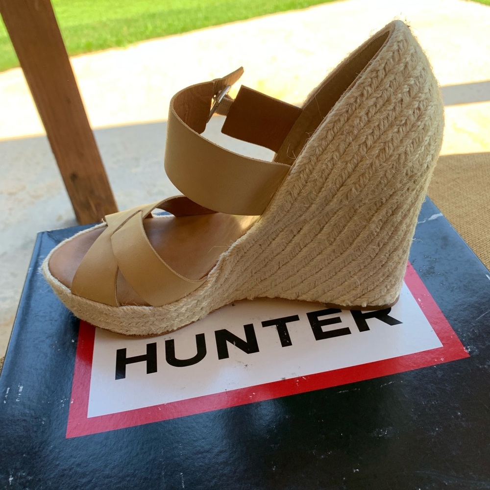 Shoes / wedges